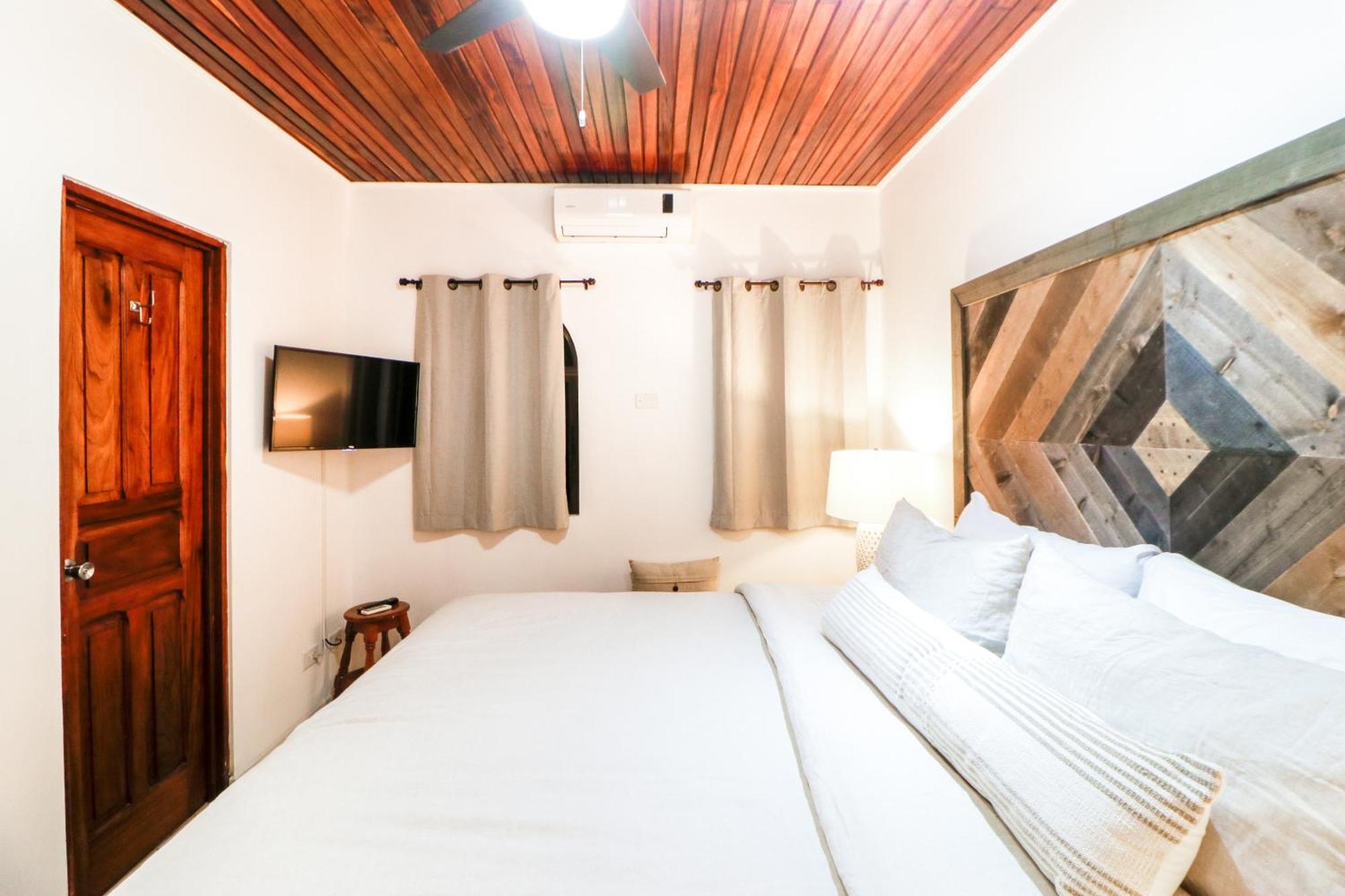 Flamingo Marina Resort Pacific North Coast Chambre photo